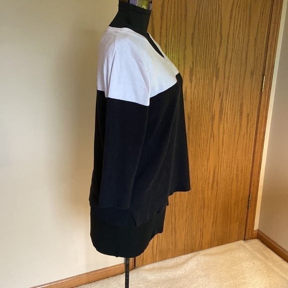 🦄 𝅺ROZ & Ali Color Block V-Neck Sweater Black & White Sz XL - Picture 3 of 9